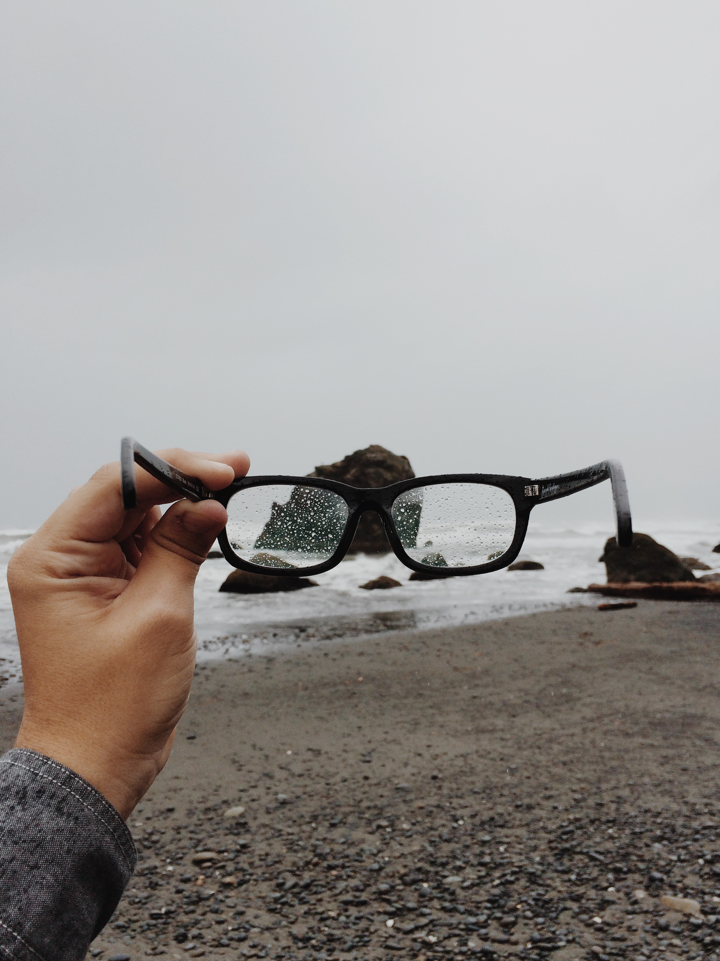 Libérese de sus anteojos y lentes de contacto