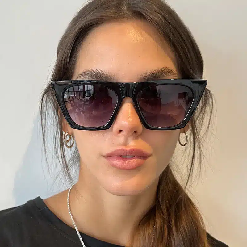 Lentes de Sol - Cancun - Black Shiny - Lente gris degradado - Image 2